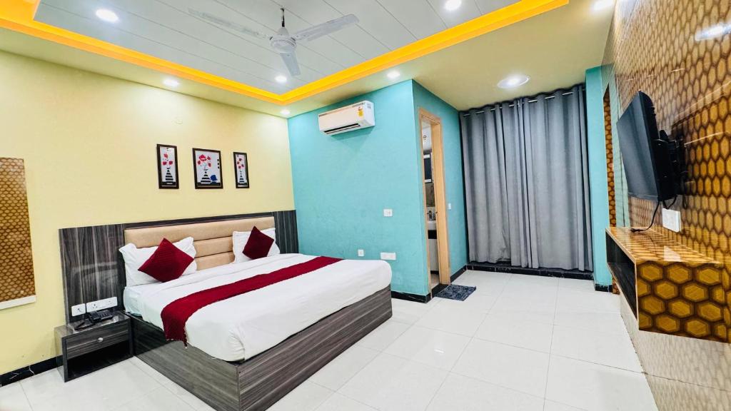 Postel nebo postele na pokoji v ubytování Hotel Sky