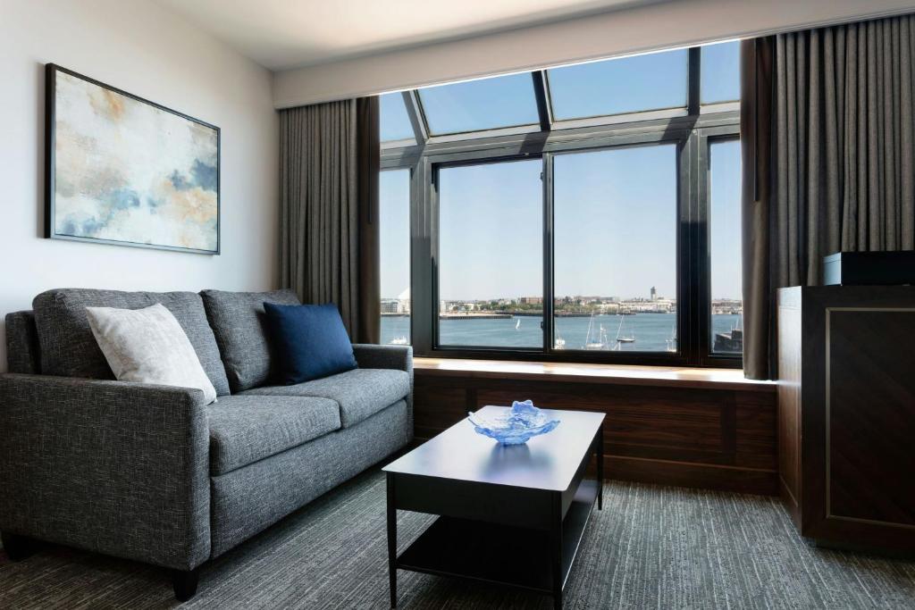 Boston Marriott Long Wharf - 
