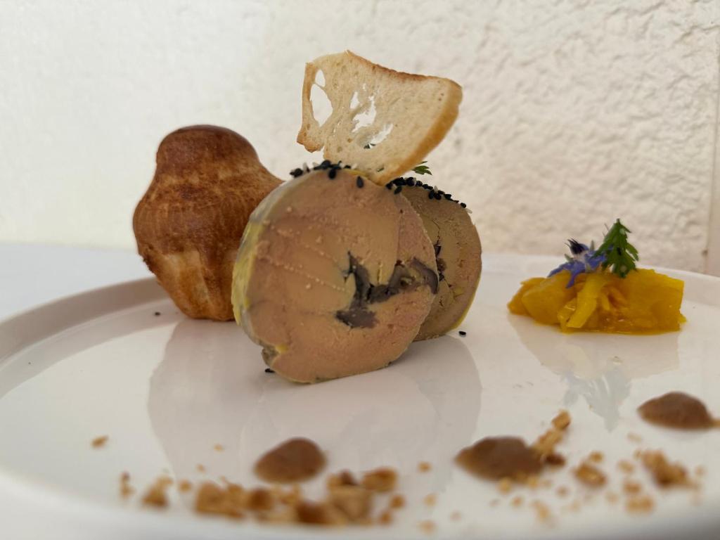 Jídlo v hotelu nebo okolí