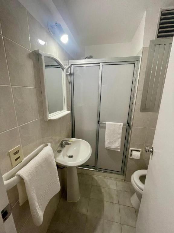 Koupelna v ubytování Del Galpón Hotel