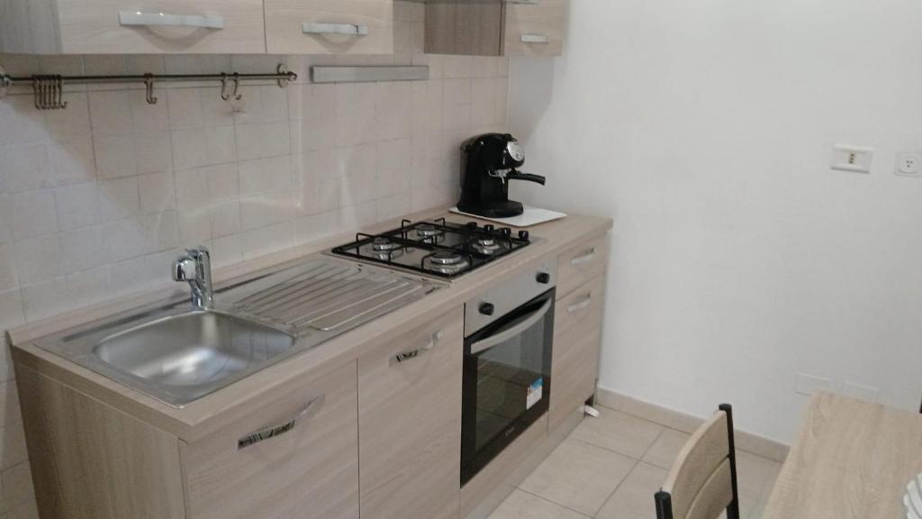 Kuchyň nebo kuchyňský kout v ubytování b&b dimora regina margherita
