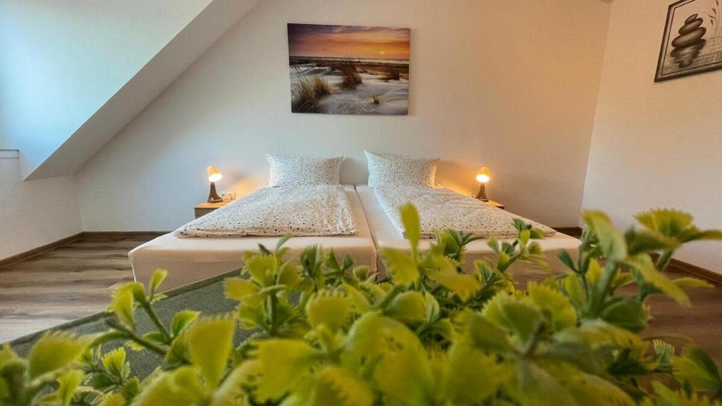 Postel nebo postele na pokoji v ubytování 3er Apartment Boardinghouse Gavner in Apen