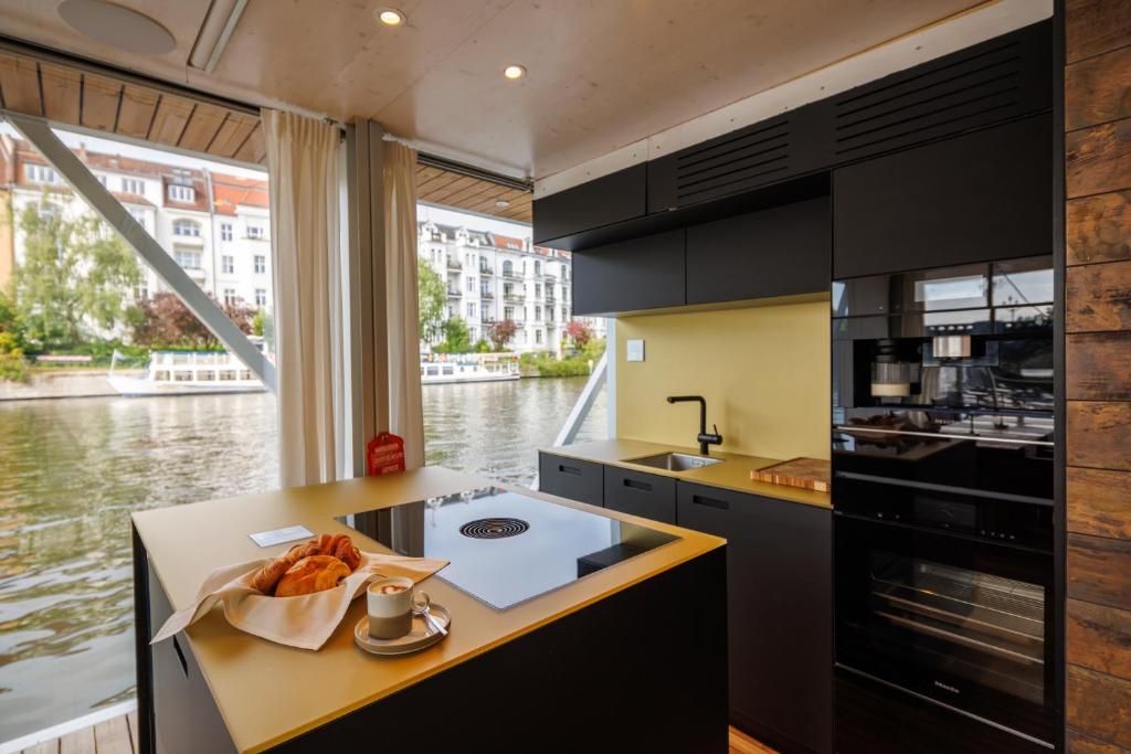 NIDO by PATIO - Resim 13