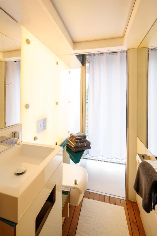 NIDO by PATIO - Resim 14