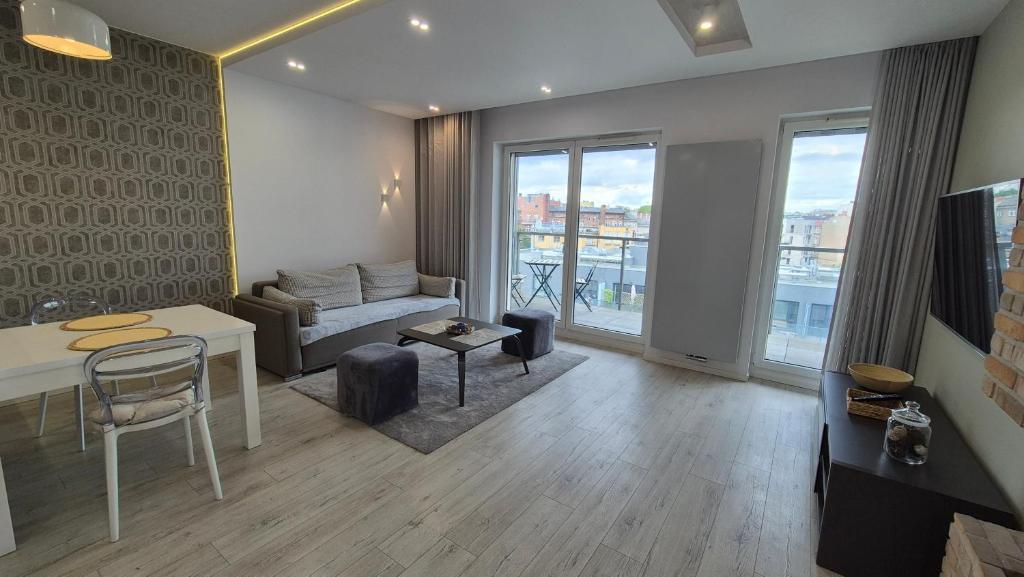 Boznicza Old Town LUX Apartment, self check-in 24h, free parking - 1