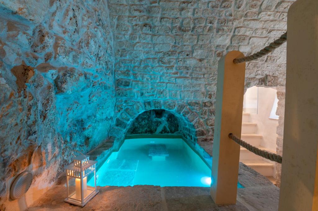 Bazén v ubytování Martucci Suite & Spa nebo v jeho okolí