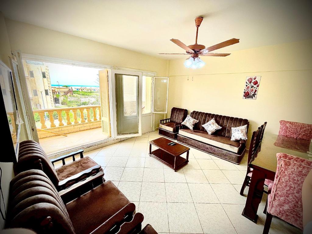 Posezení v ubytování Sea & Pool View Deluxe Chalet - Prime Spot in Badr Resort