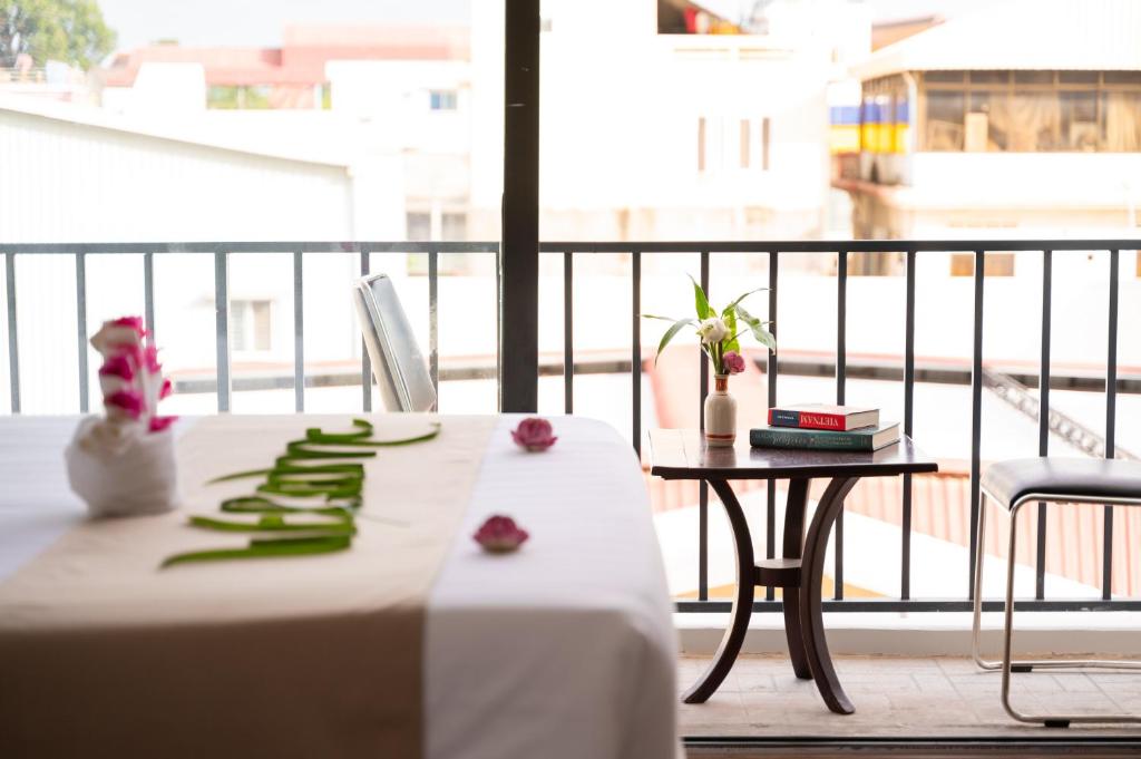 Balkón nebo terasa v ubytování SIEM REAP RIVER VIEW Residence