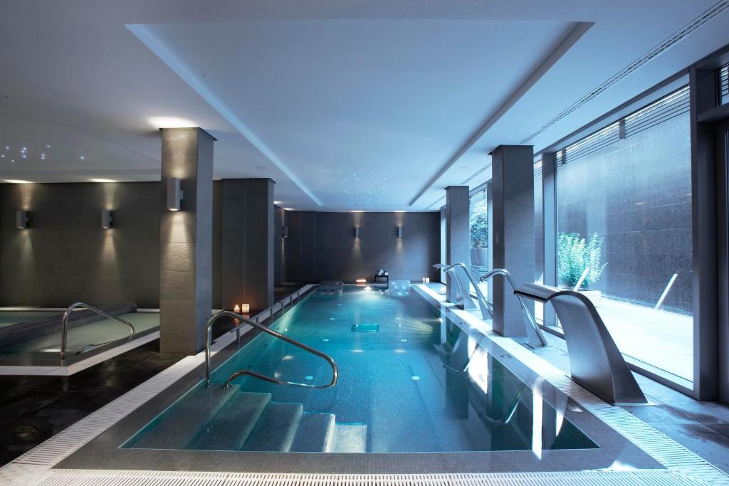 Primus Valencia, Valencia – Updated 2023 Prices