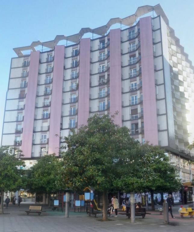 Llanes Suite VUT-6201-AS - 1