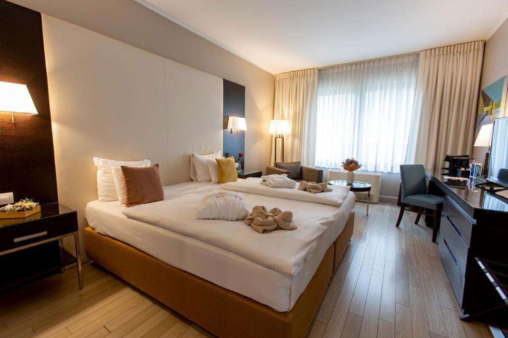 
Executive Double or Twin Room - Lounge Access
