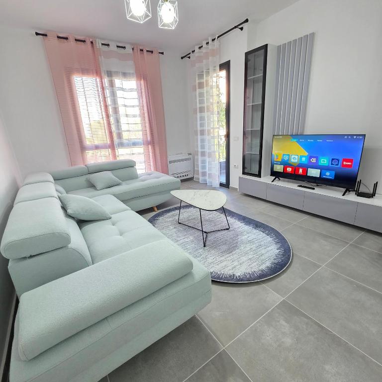 Aura Apartments
