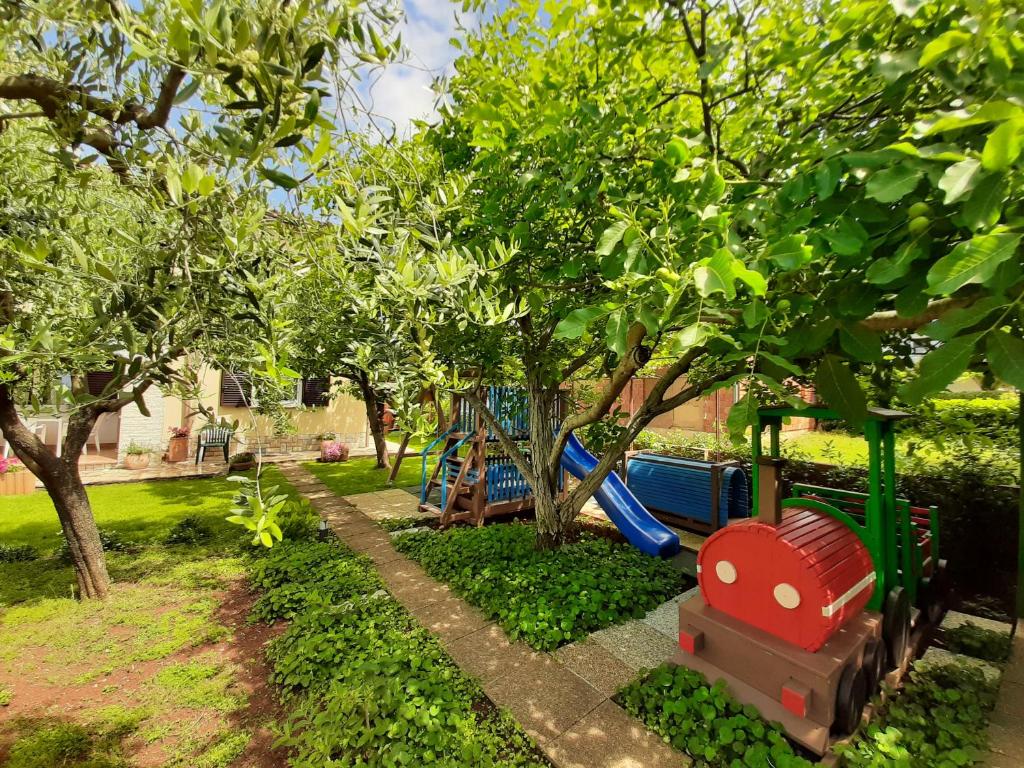 Apartments Mirella - 16