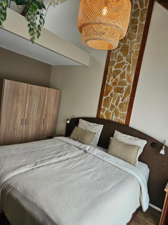 Postel nebo postele na pokoji v ubytování Hotel Dolores Ameland