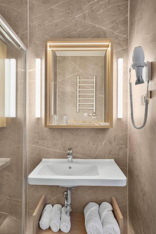 Danubius Hotel Raba - Resim 3