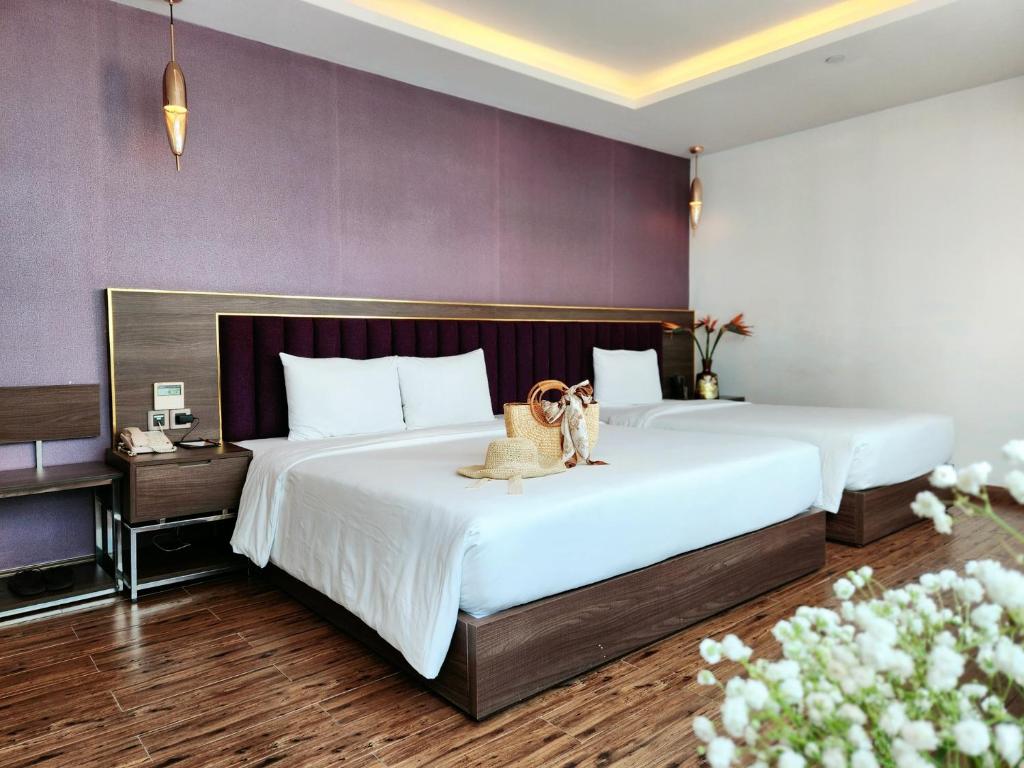 Phòng Premier Deluxe 3 Người Nhìn Ra Góc Biển