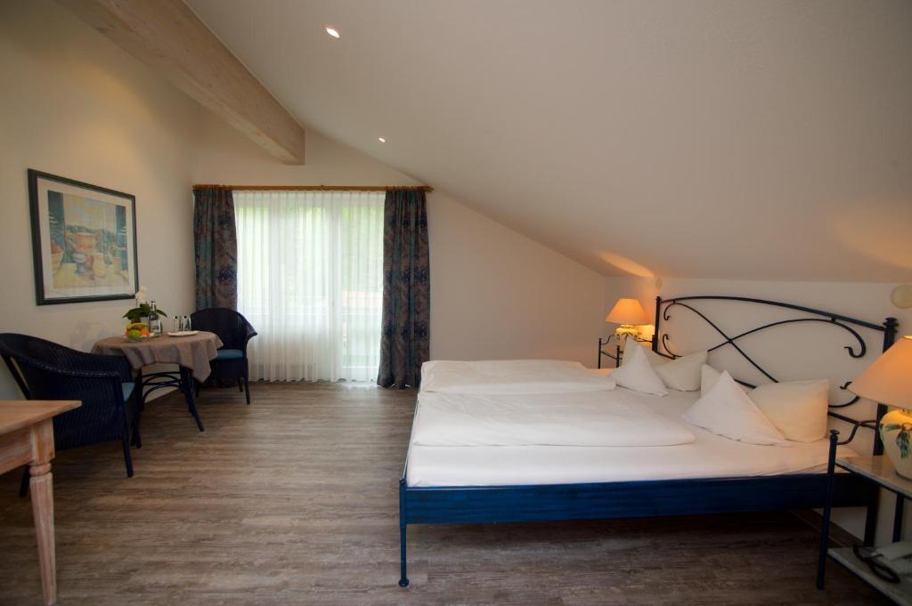 Postel nebo postele na pokoji v ubytování Aktiv Hotel Schweiger