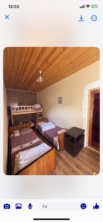 Postel nebo postele na pokoji v ubytování Marine's Guest House