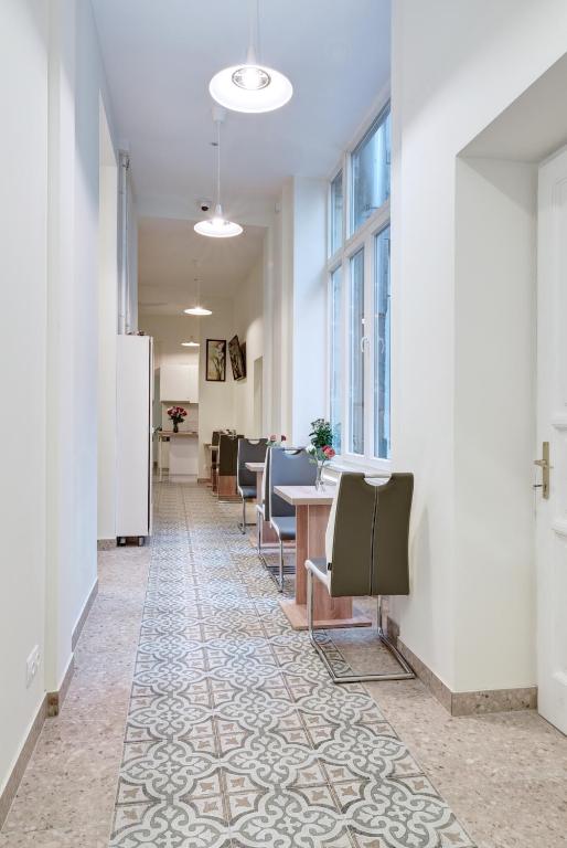 Orbit Panzió - Resim 16