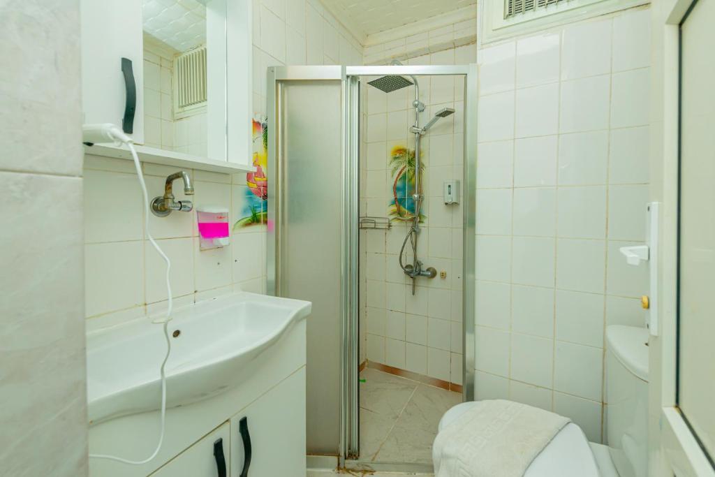 Koupelna v ubytování Aliş Hotel Fethiye