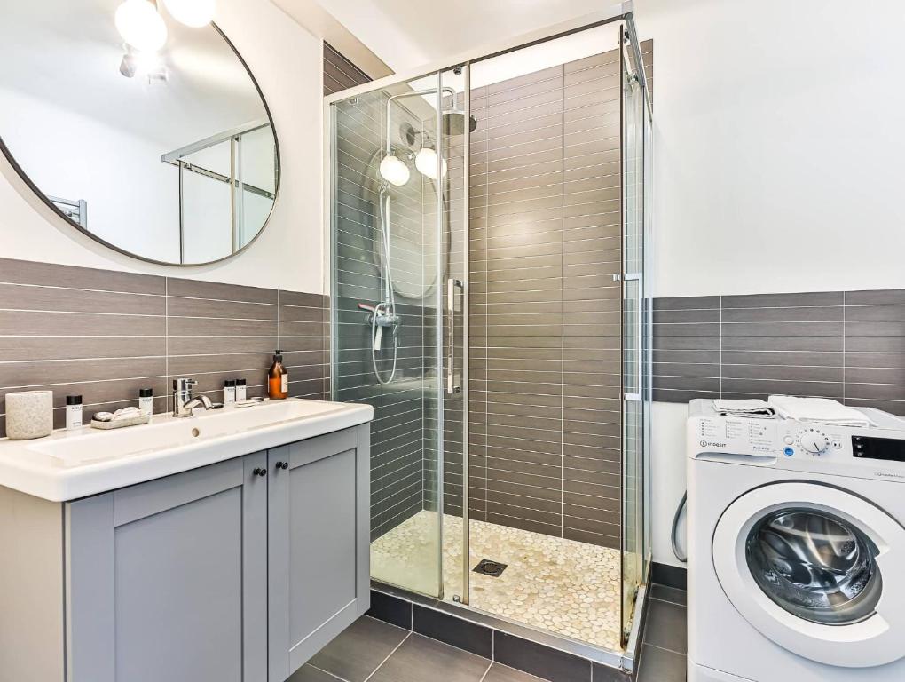 Kúpeľňa v ubytovaní Appartement cocooning proche centre ville et gare