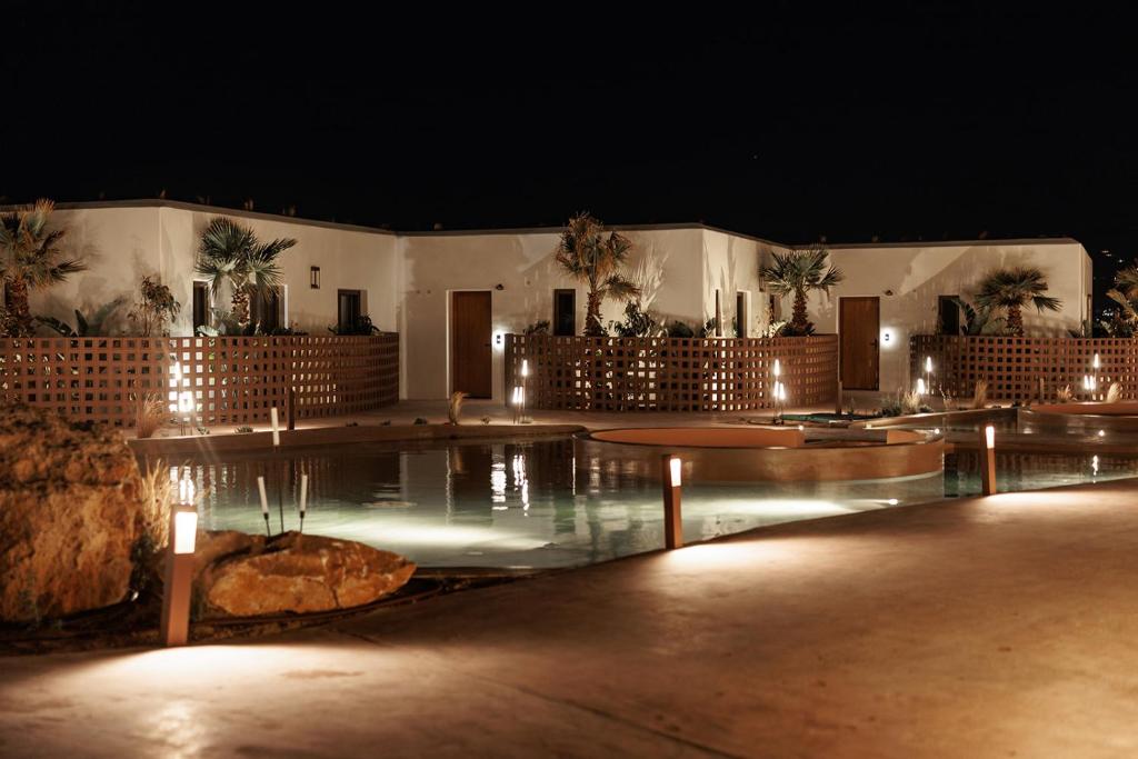 Bazén v ubytování Laguna Coast Resort, Small Luxury Hotels of the World nebo v jeho okolí