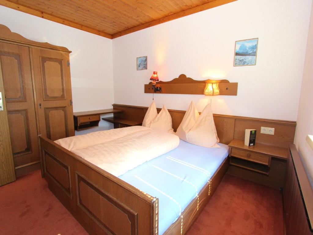 Postel nebo postele na pokoji v ubytování Modern Holiday Home in Maria Alm near Ski Area