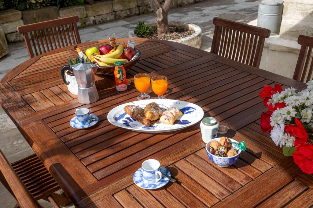 Mare - Luxury & Big Apartment with Garden & Pool
