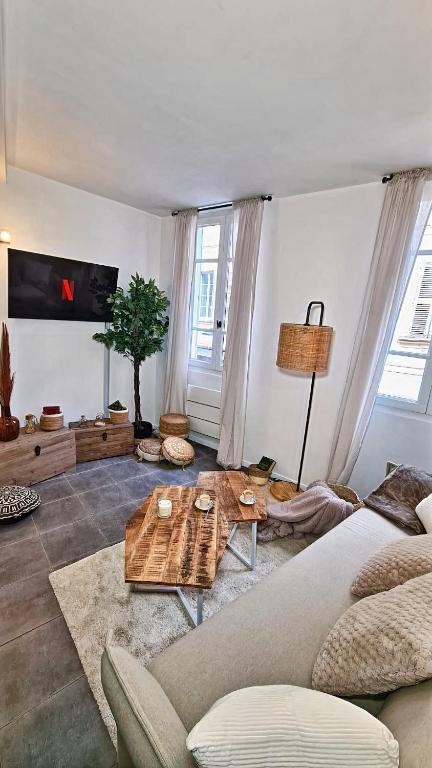 Photo de la galerie de l'établissement L'Officieux - Hyper centre et 2 chambres, à Avignon