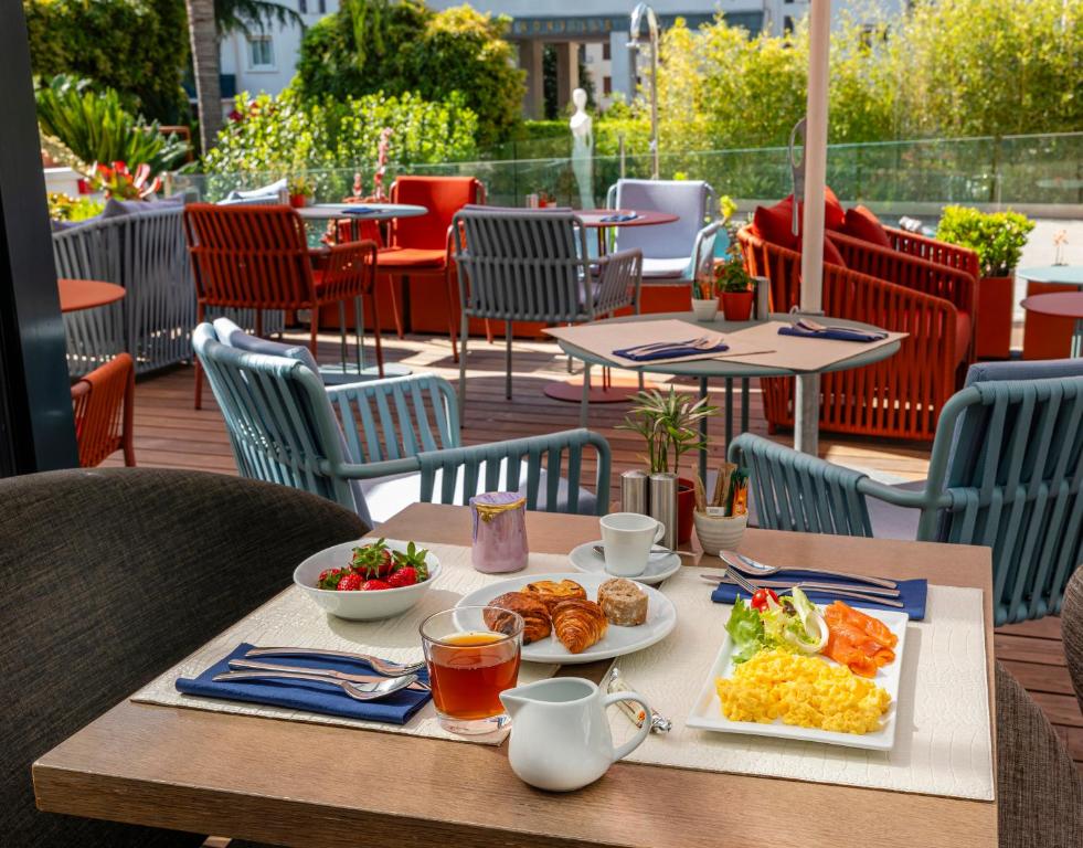 Hôtel Le Canberra - Resim 5