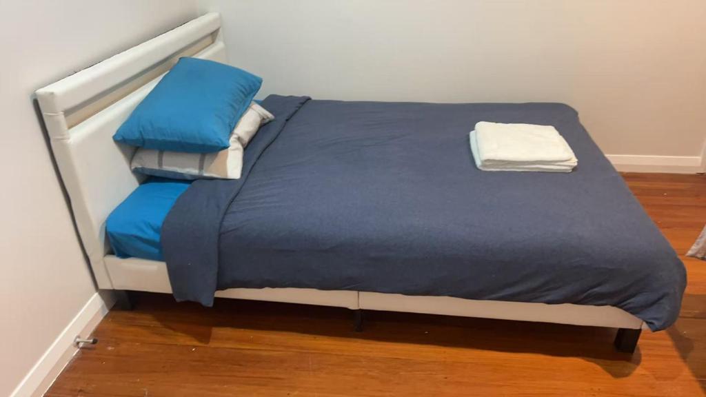 3 Bedroom House, 12 Phyllis St, Mt Albert, Auckland - Resim 2