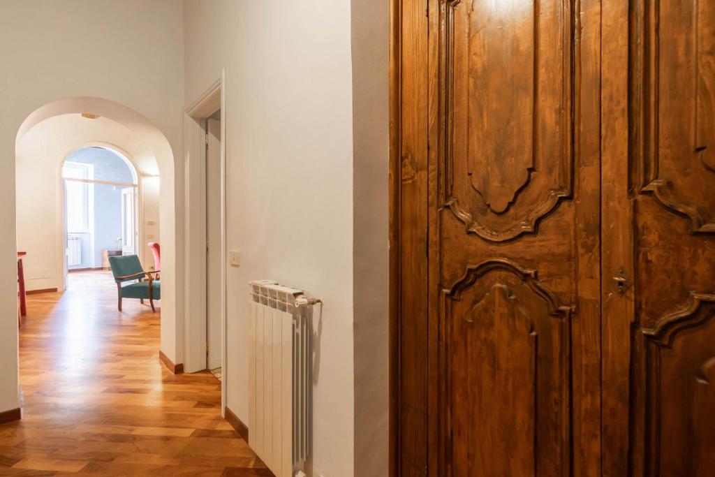 Trastevere Charming Apartment by RomeLoft