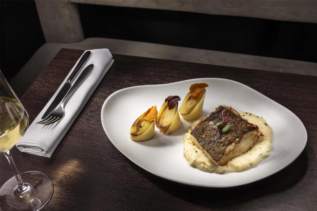 NH Collection Santiago de Compostela - Resim 26