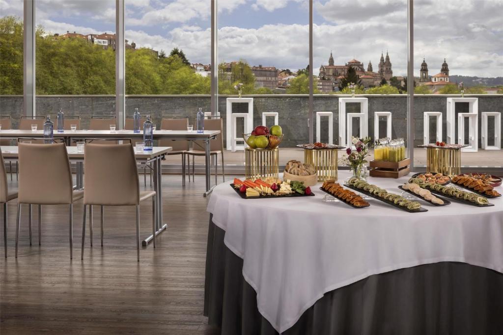 NH Collection Santiago de Compostela - Resim 35