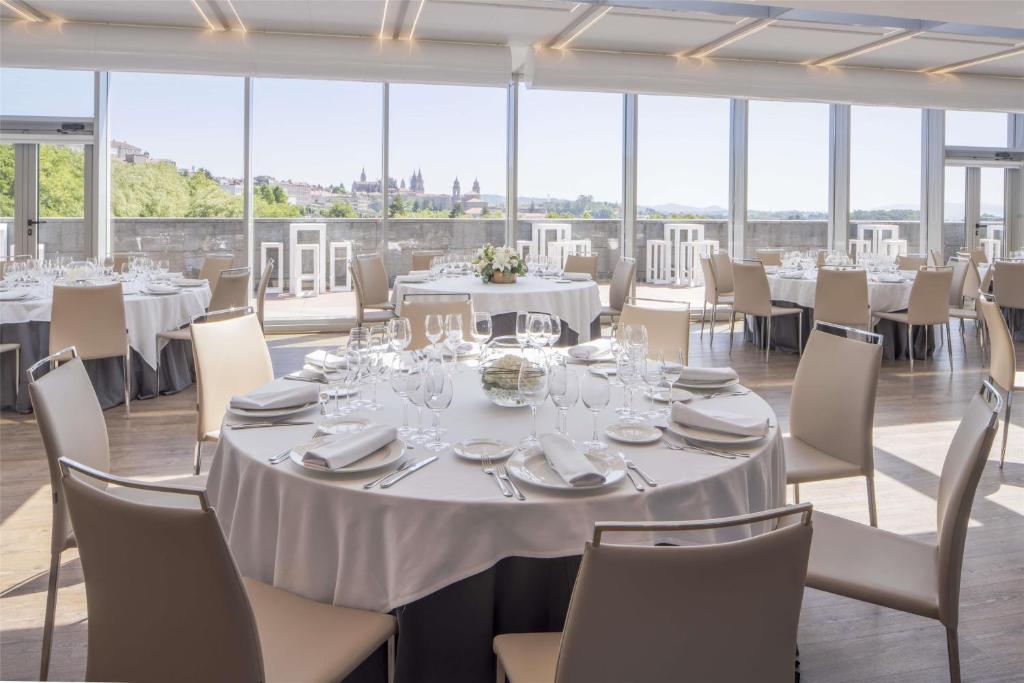 NH Collection Santiago de Compostela - Resim 5