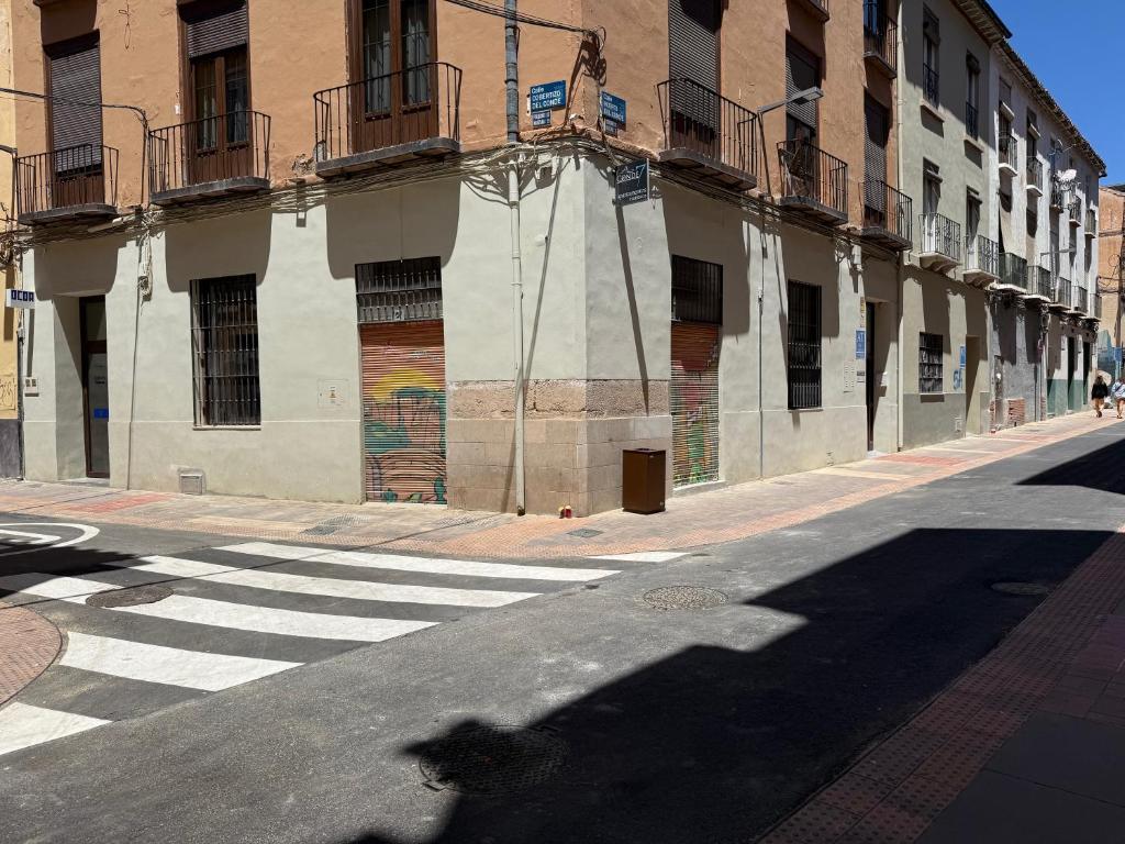 Edificio Conde 7- Plaza de la Merced by Málaga Planners - 1