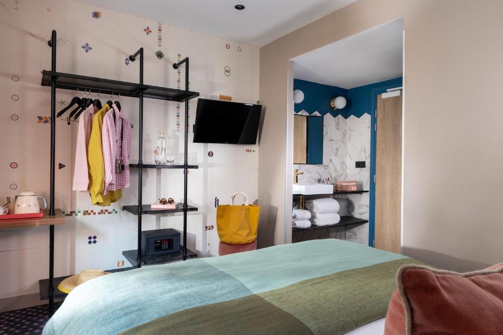 Hôtel Maxim Folies - Resim 19