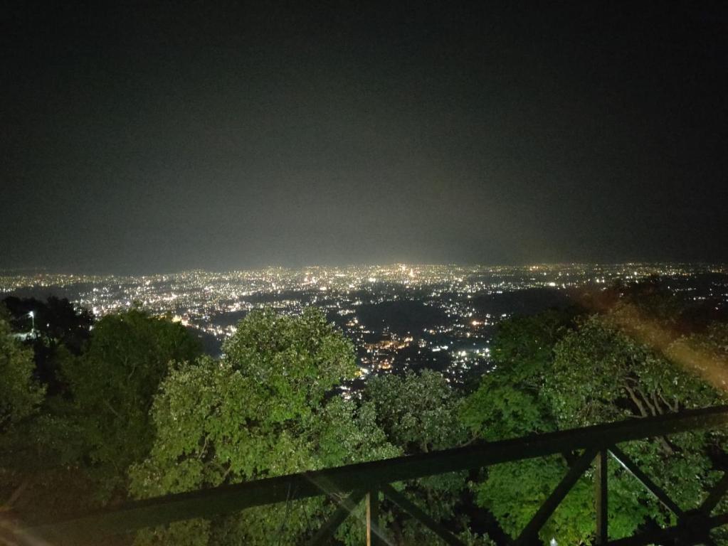 Φωτογραφία από το άλμπουμ του Stunning 3BHK Villa, Mussoorie σε Mussoorie