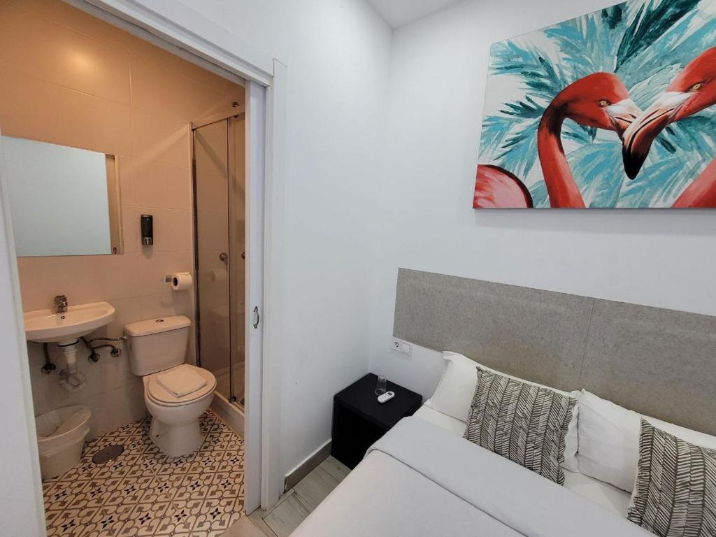 AYZ Silvela - Auto check-in property - Resim 10