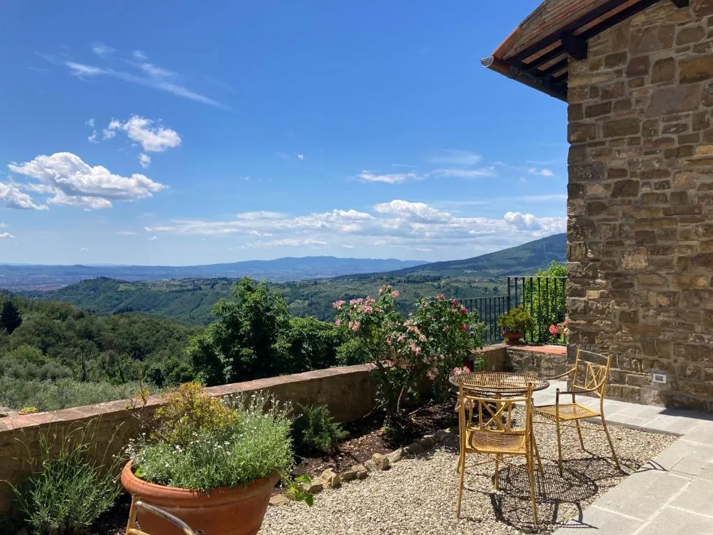 A great place to relax at the border of Tuscany and Umbria - Review of  Reschio, Lisciano Niccone, Italy - Tripadvisor, image size:1024x768