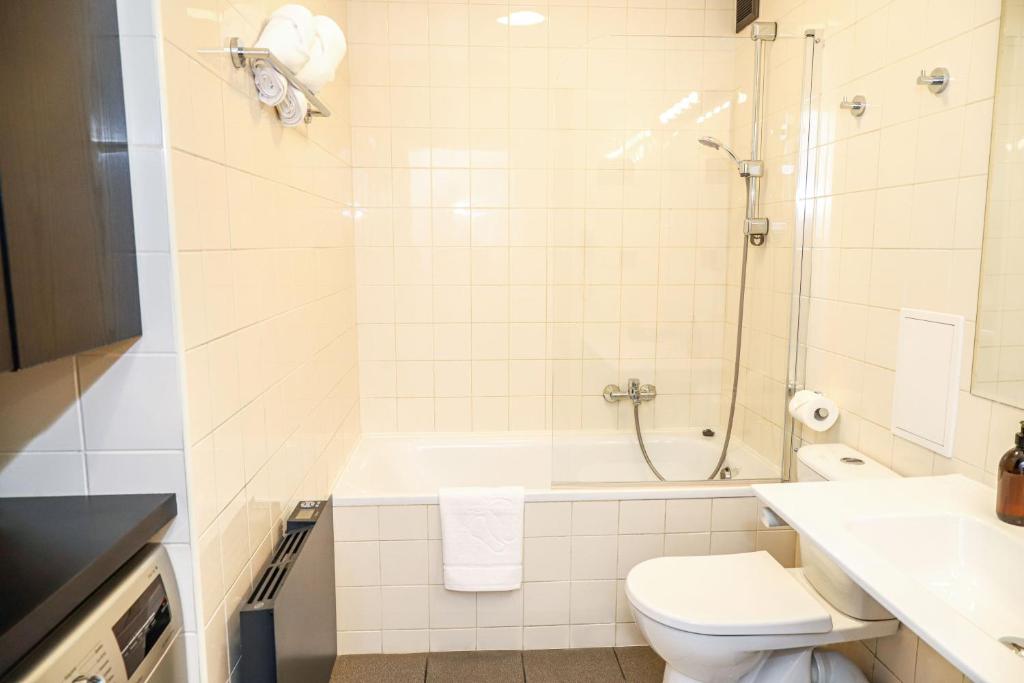 Kúpeľňa v ubytovaní Warsaw Apartments - Apartamenty Sadyba