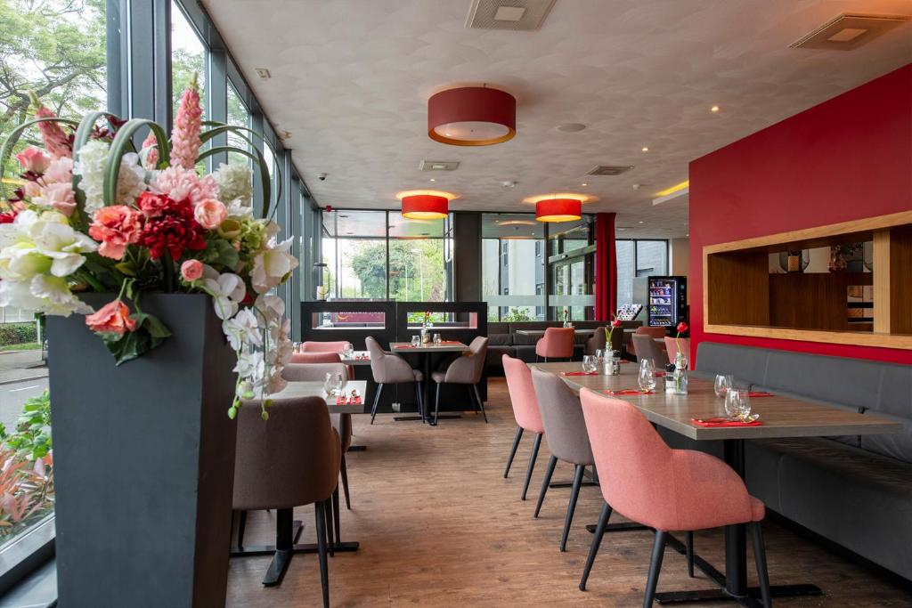 Restaurace v ubytování Bastion Hotel Den Haag Rijswijk