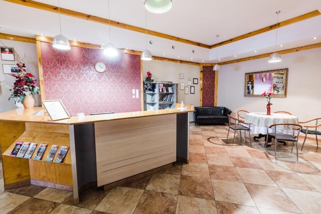 Afbeelding uit fotogalerij van Hotel Kęszyca Leśna in Kęszyca