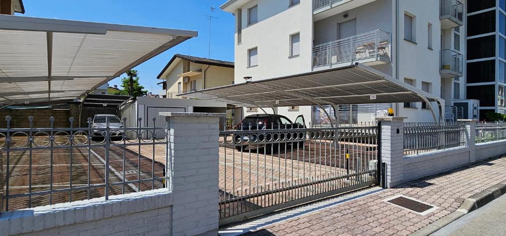 The building in which Az apartmant is located
