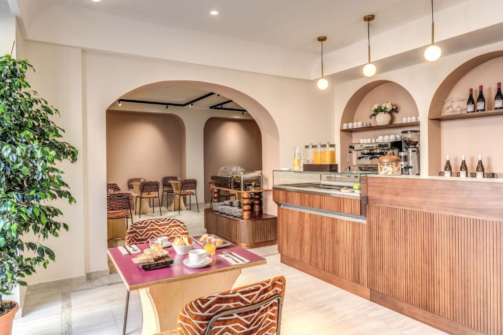 Hotel Fori Imperiali - Resim 5