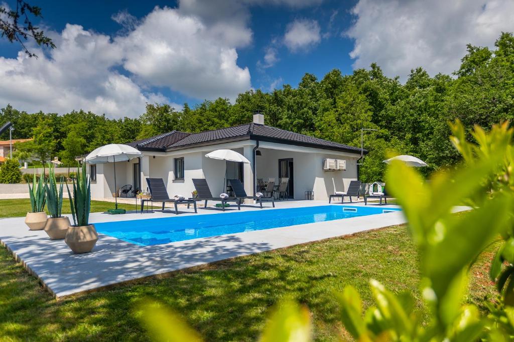 Villa Rubus by IstriaLux