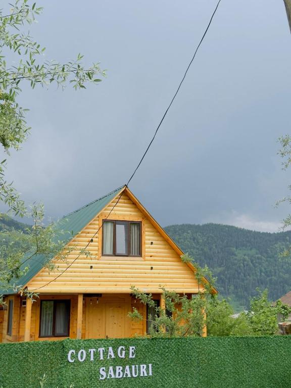 Nespecifikovaný výhled na hory nebo výhled na hory při pohledu z apartmánu