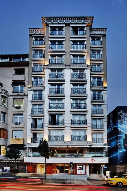 The building in which a szállodákat is located