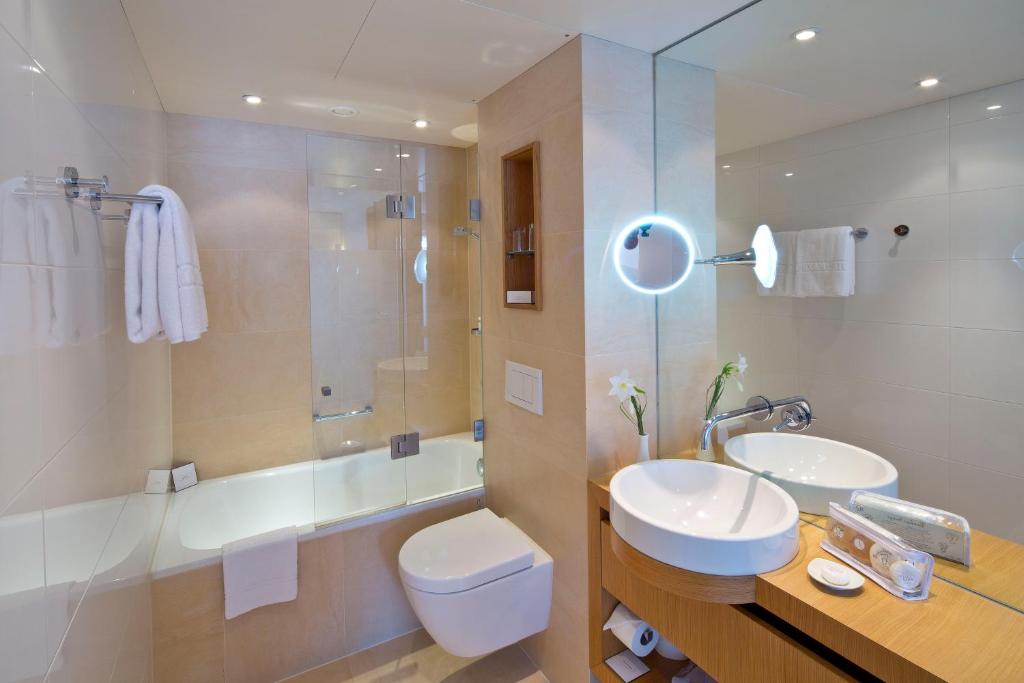 
Double or Twin Room with Air Conditioning
