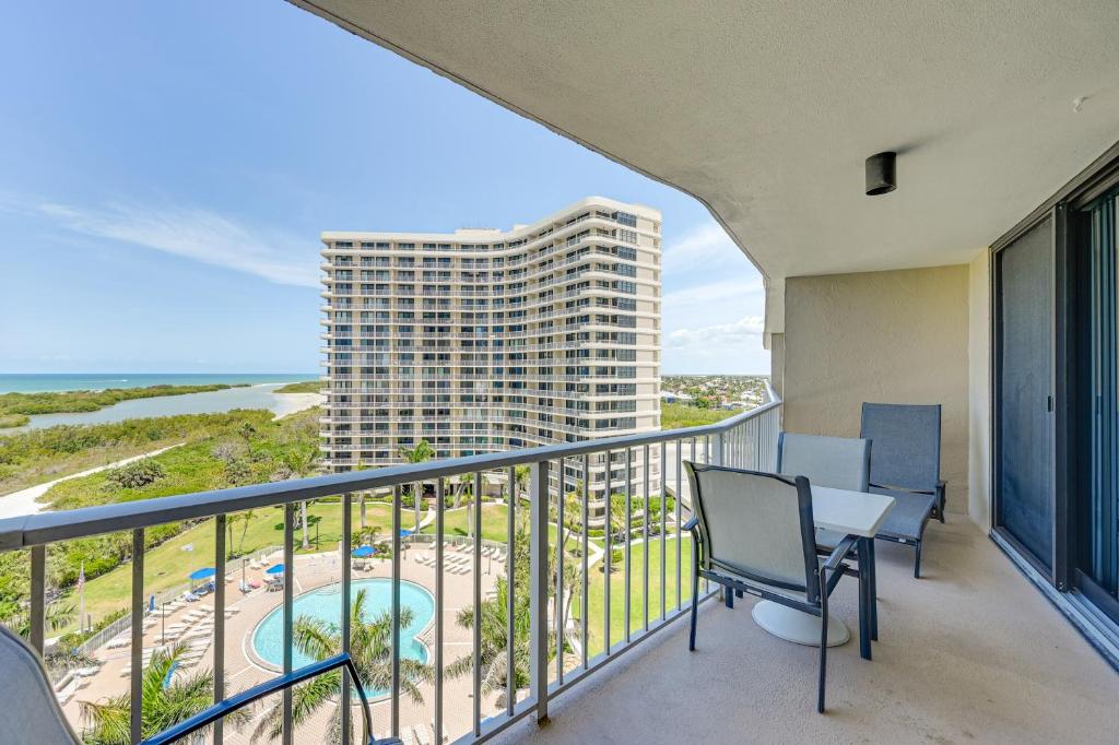 Direct Beach Access Marco Island Resort Condo!, Marco Island (updated ...